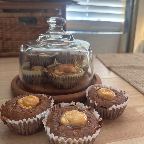 Meet your Posher, una tal - Picture 2 of 2